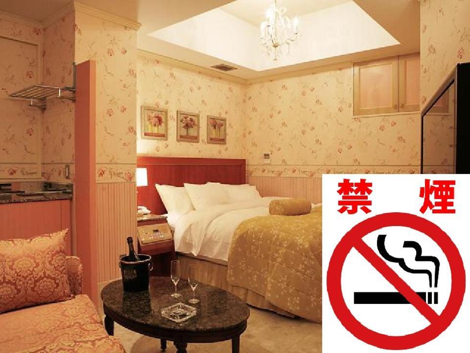 Отель Meguro Emperor (Adults Only) Токио Экстерьер фото